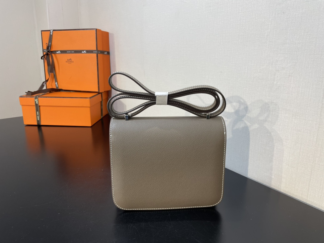 H**mes constance 24 epsom leather silver hardware 9.4"x5.9"x3"