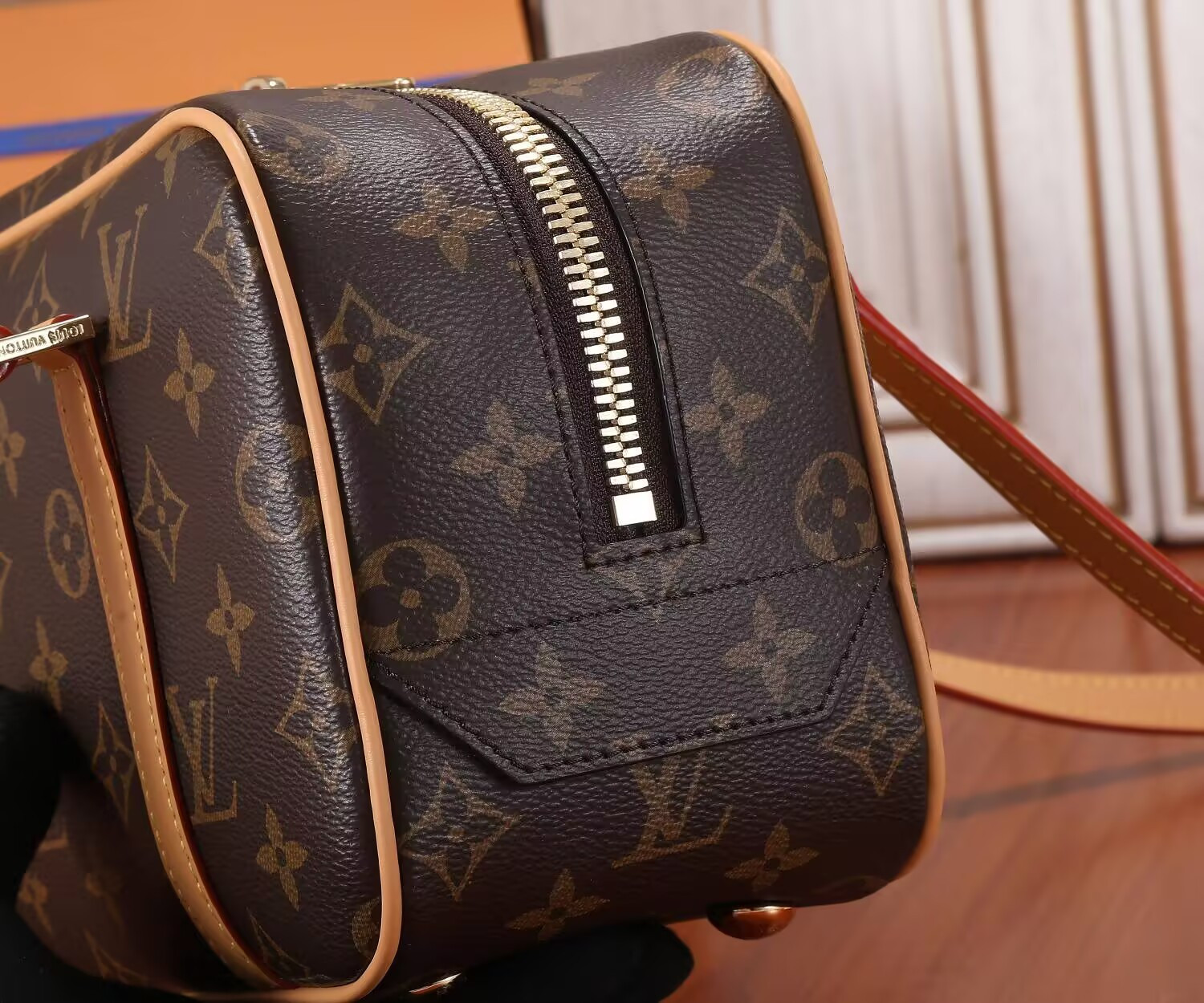 LV CITE M46321 26x16x11cm