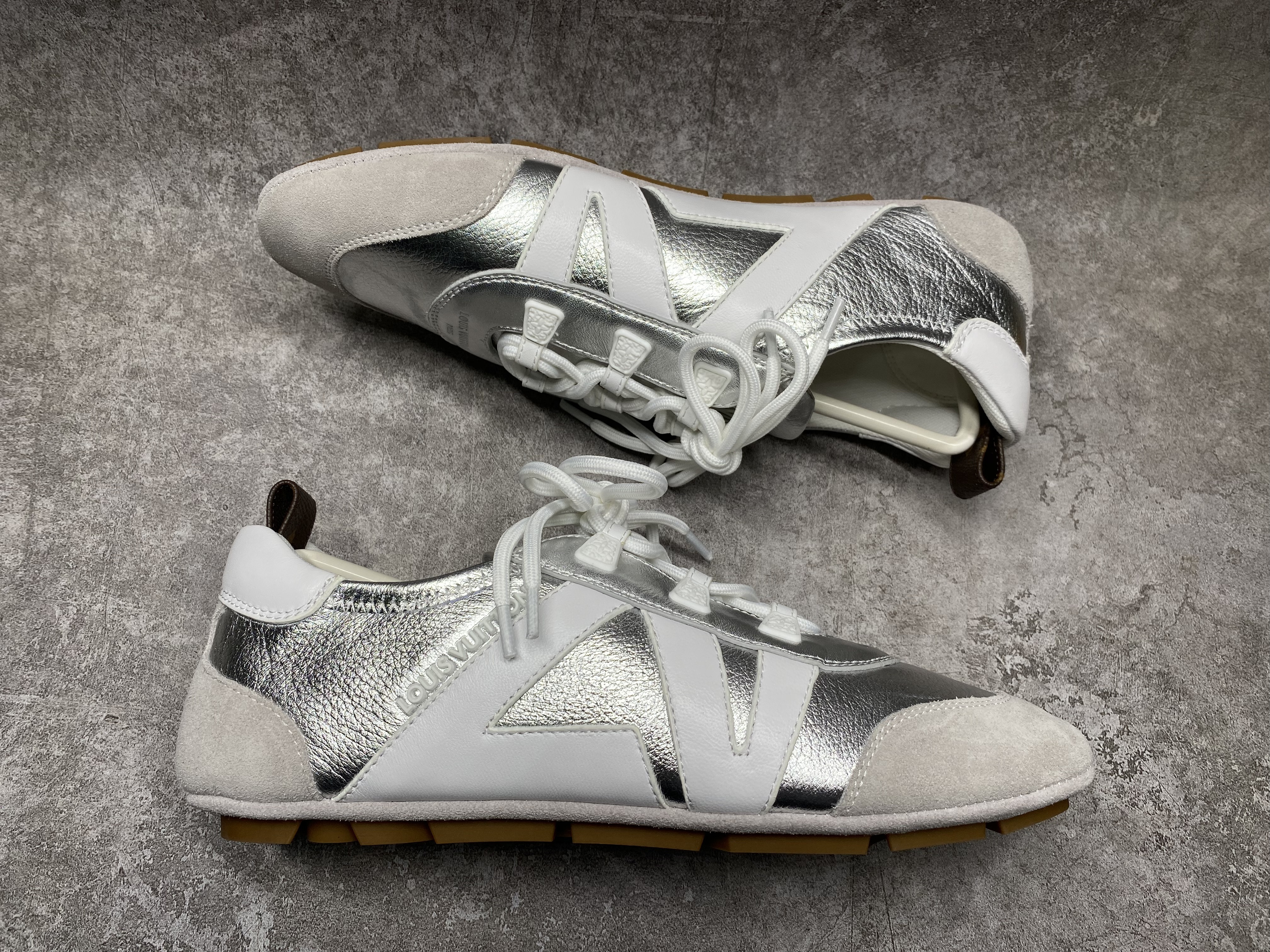 UA LV Sneaker