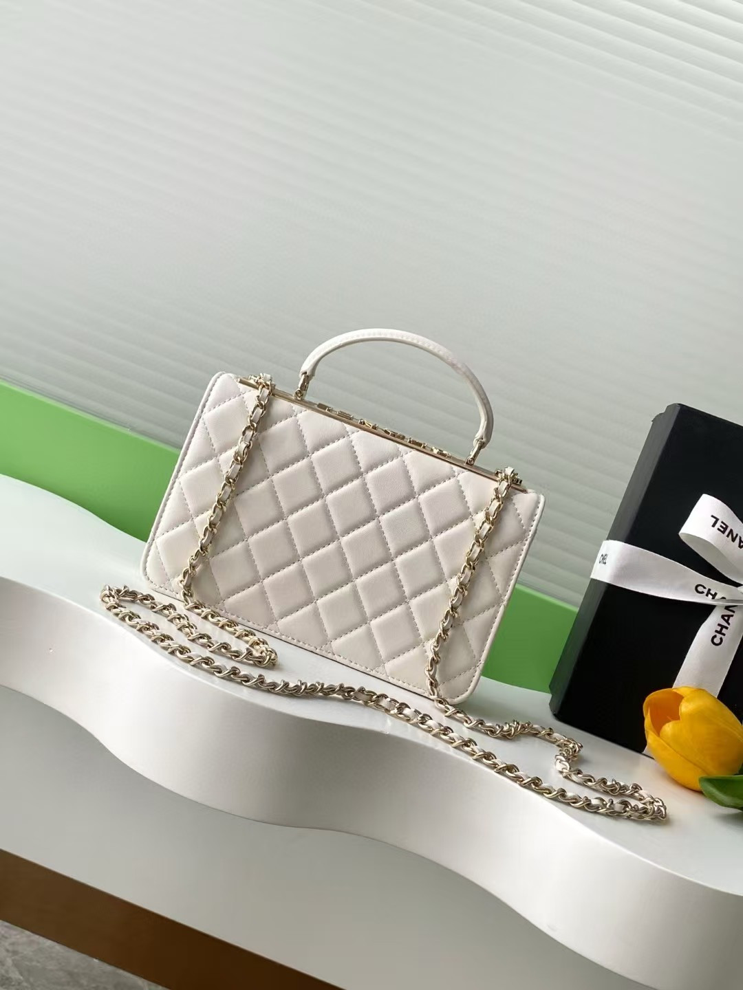 Ch*el trendy cc 12x19x3.5cm