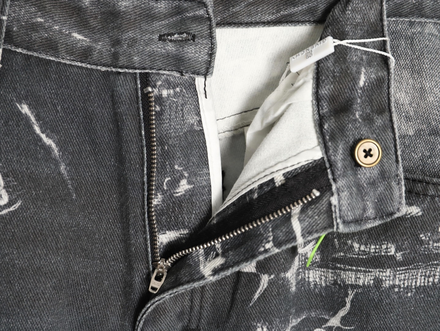 Givenchy Jeans