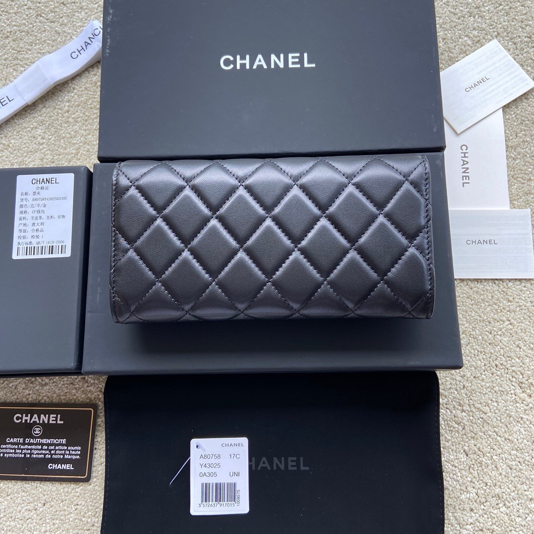Ch*el flap wallet black 19.5 x10 cm