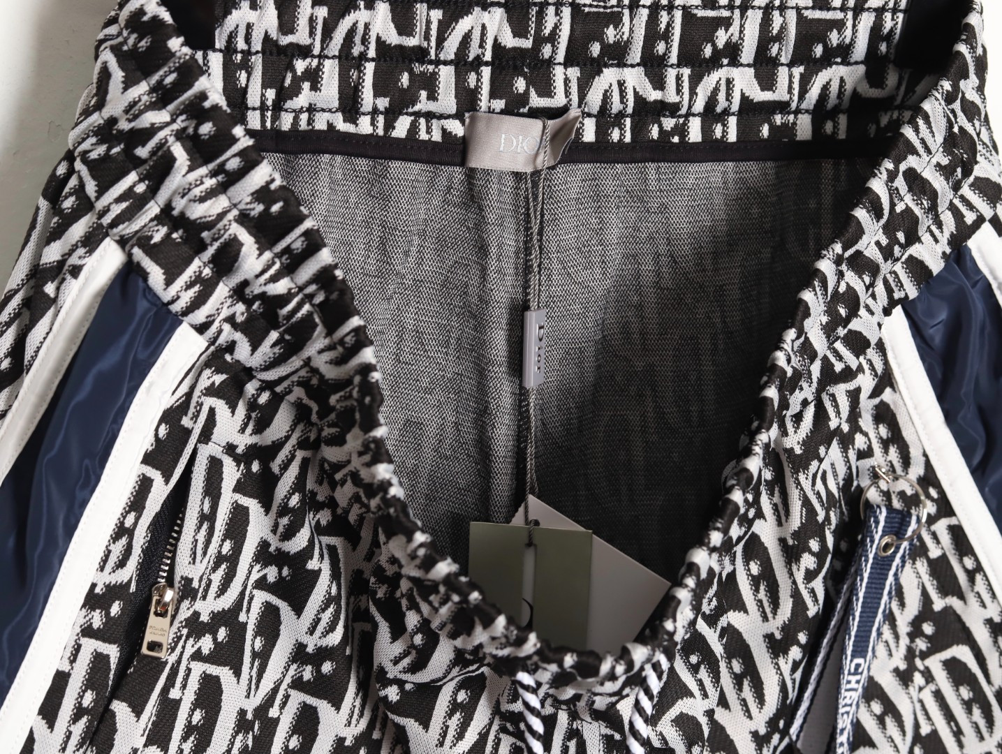D*or 25ss shorts