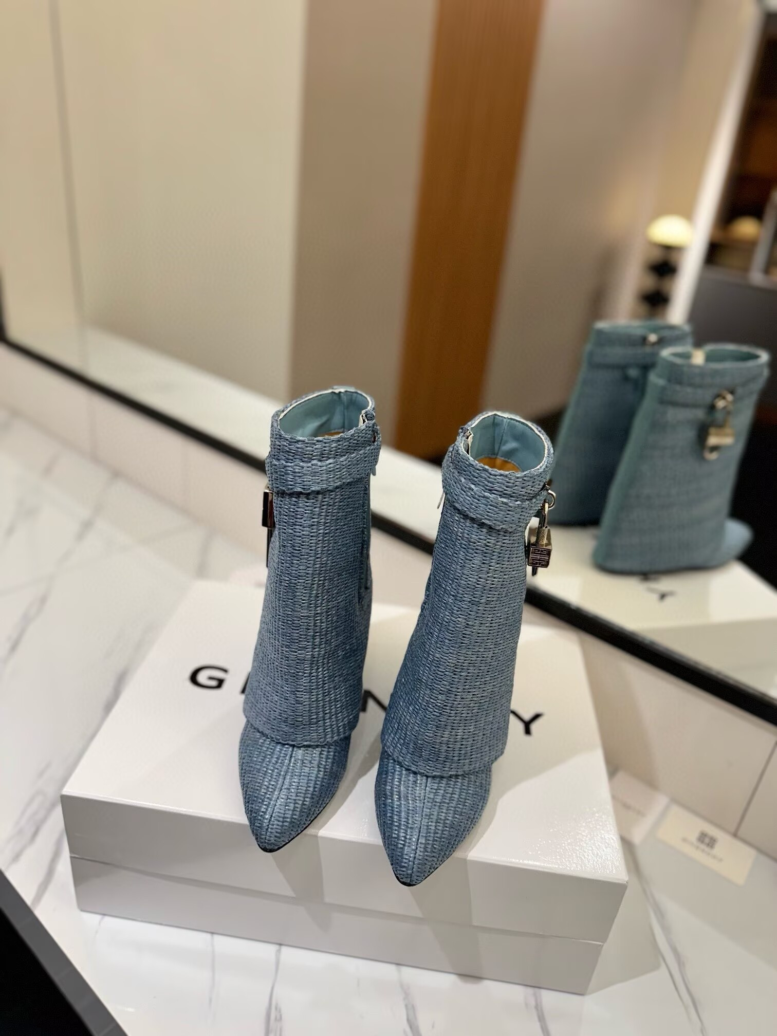 UA Givenchy Boots