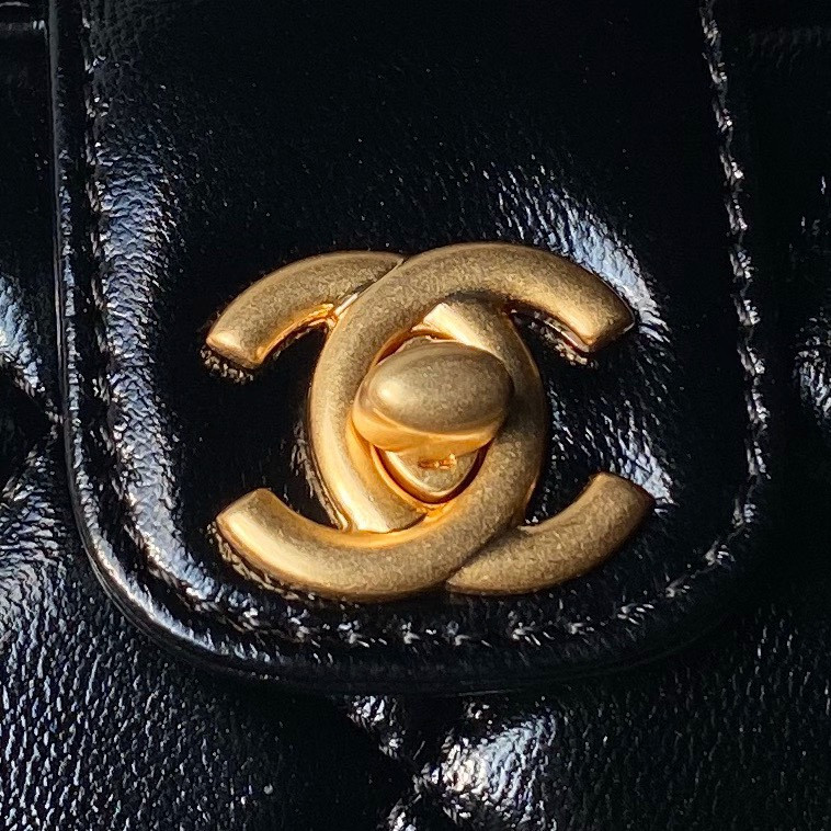 Ch*el mini bag with top handle shiny lambskin & gold-tone metal black 12 × 18 × 7 cm