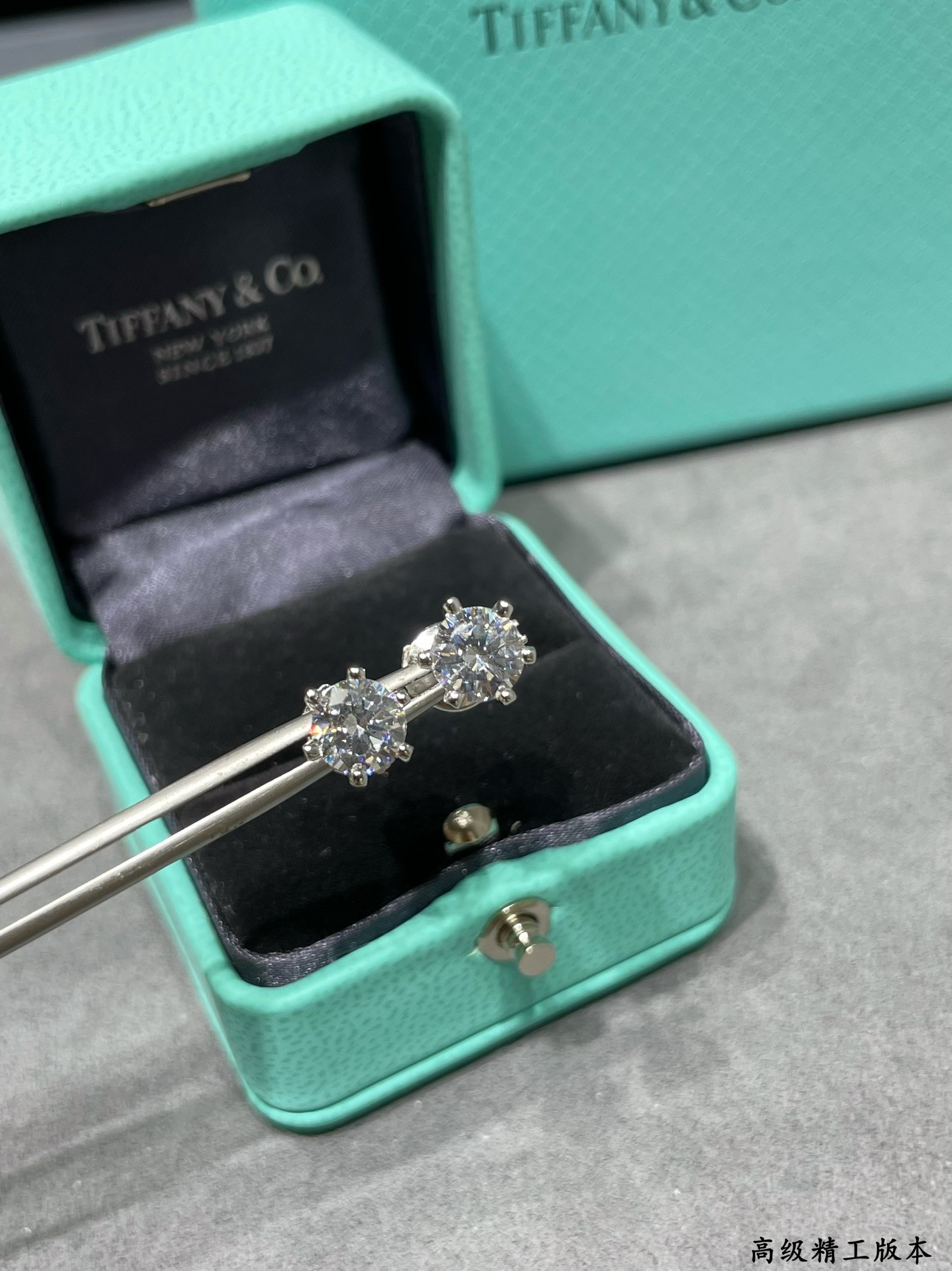 T*f*ny & co. six-prong stud earrings 6mm ag925