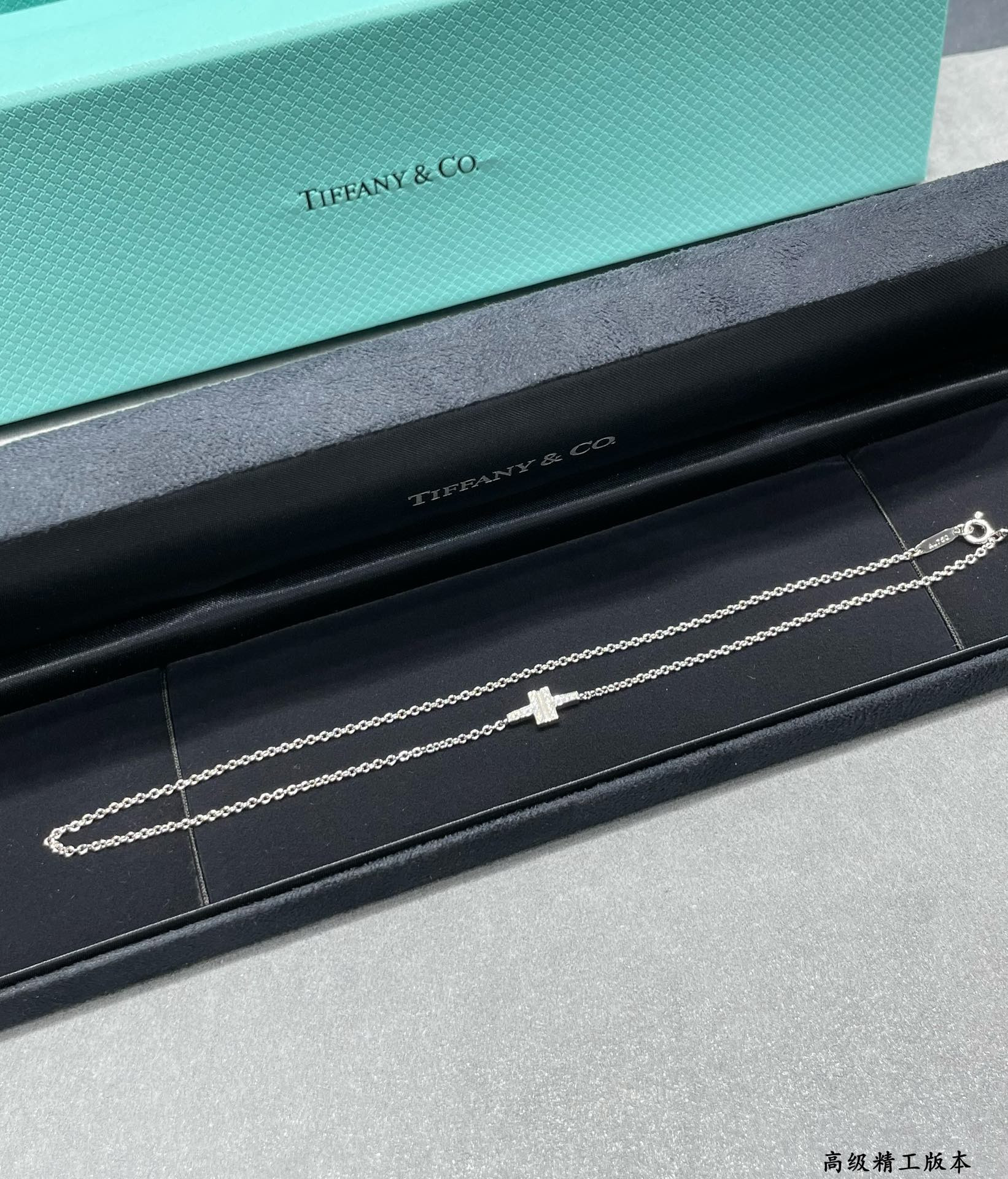t*f*ny & co. double t Di*m*nd bracelet 17cm