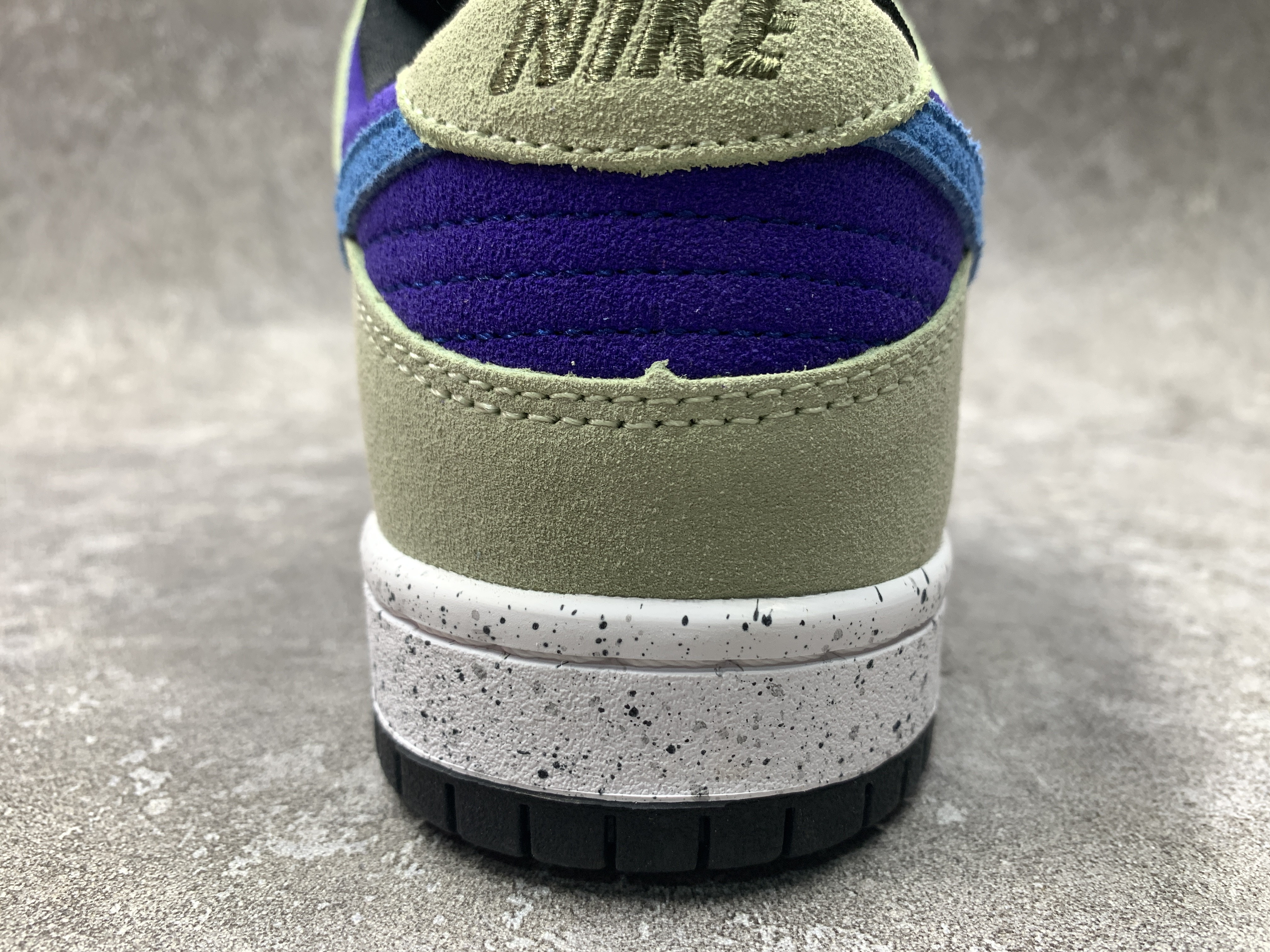 Nike Dunk Low SB Celadon