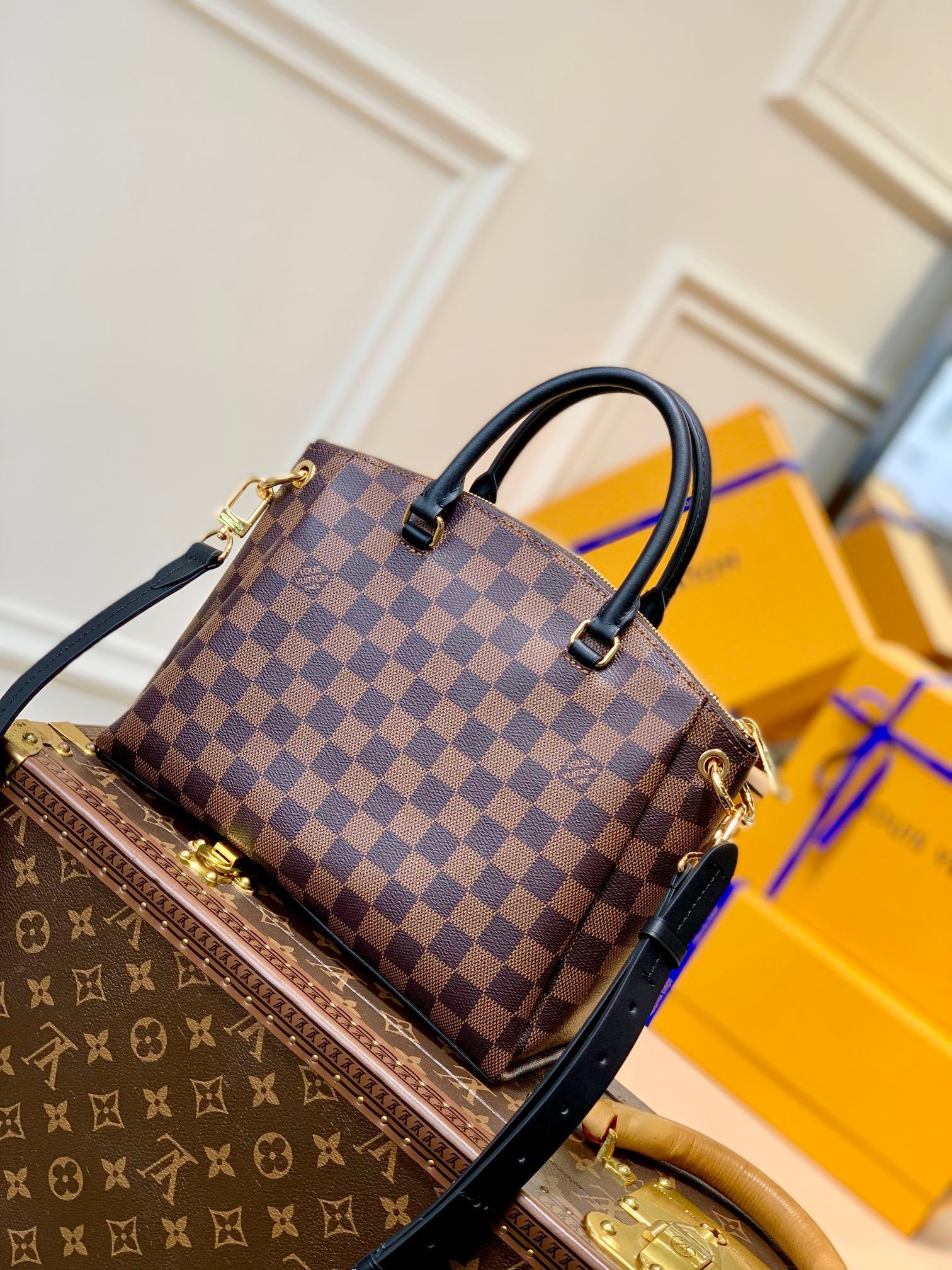 LV Boétie PM N45282