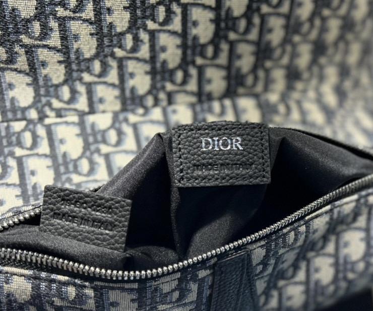 D*or saddle bag beige and black D*or oblique jacquard  26 x 19 x 4.5 cm