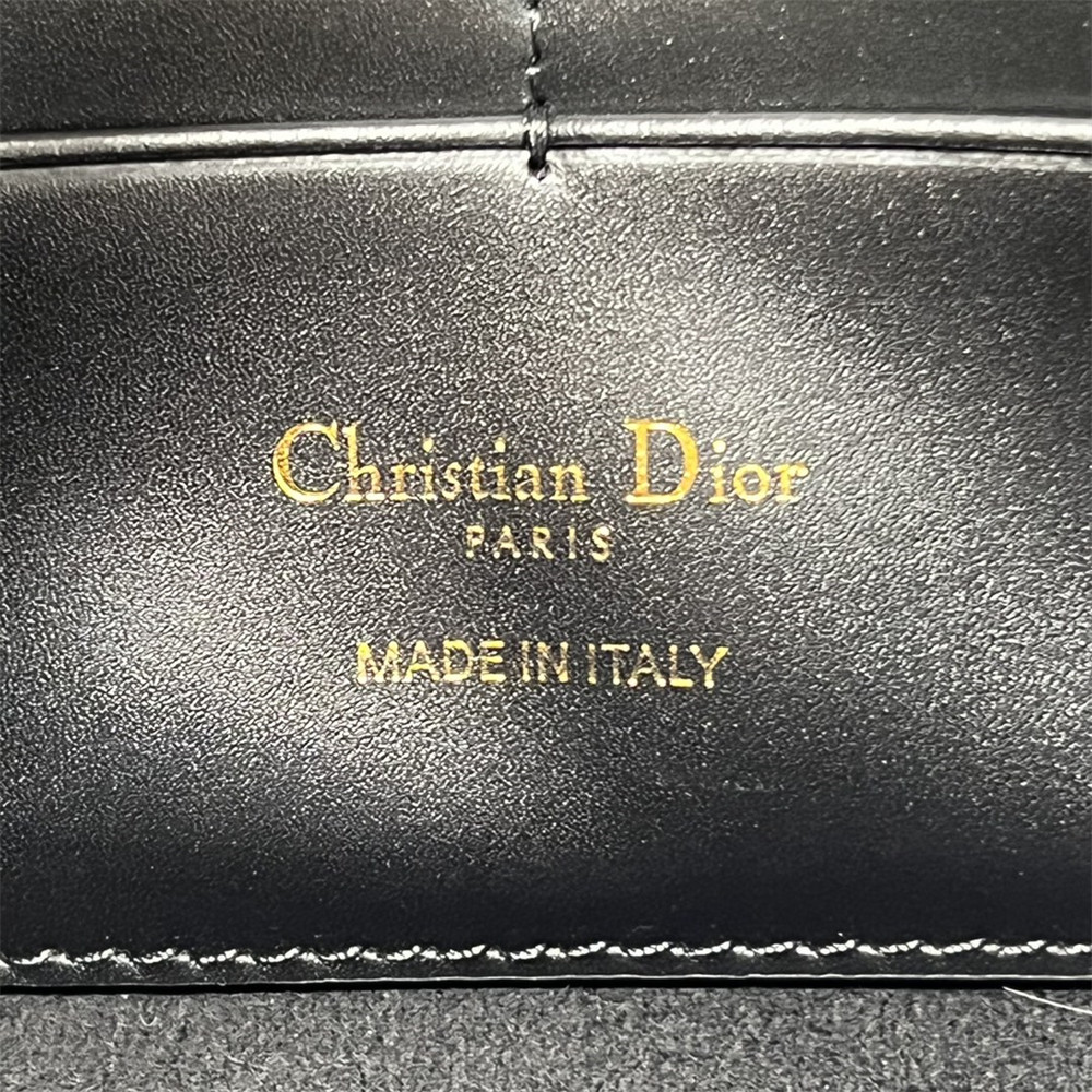 D*or bobby east-west pouch with chain latte smooth calfskin black