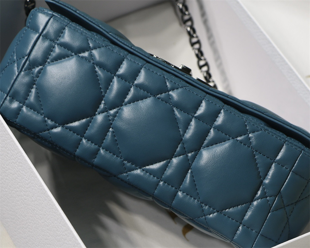 medium d*or caro bag navy S*pple cannage calfskin with silver hardware 25.5 x 15.5 x 8 cm