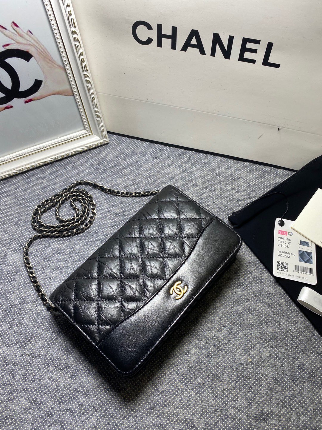 Ch*el gabrielle woc black 12.3 x 19.2 x 3.5cm