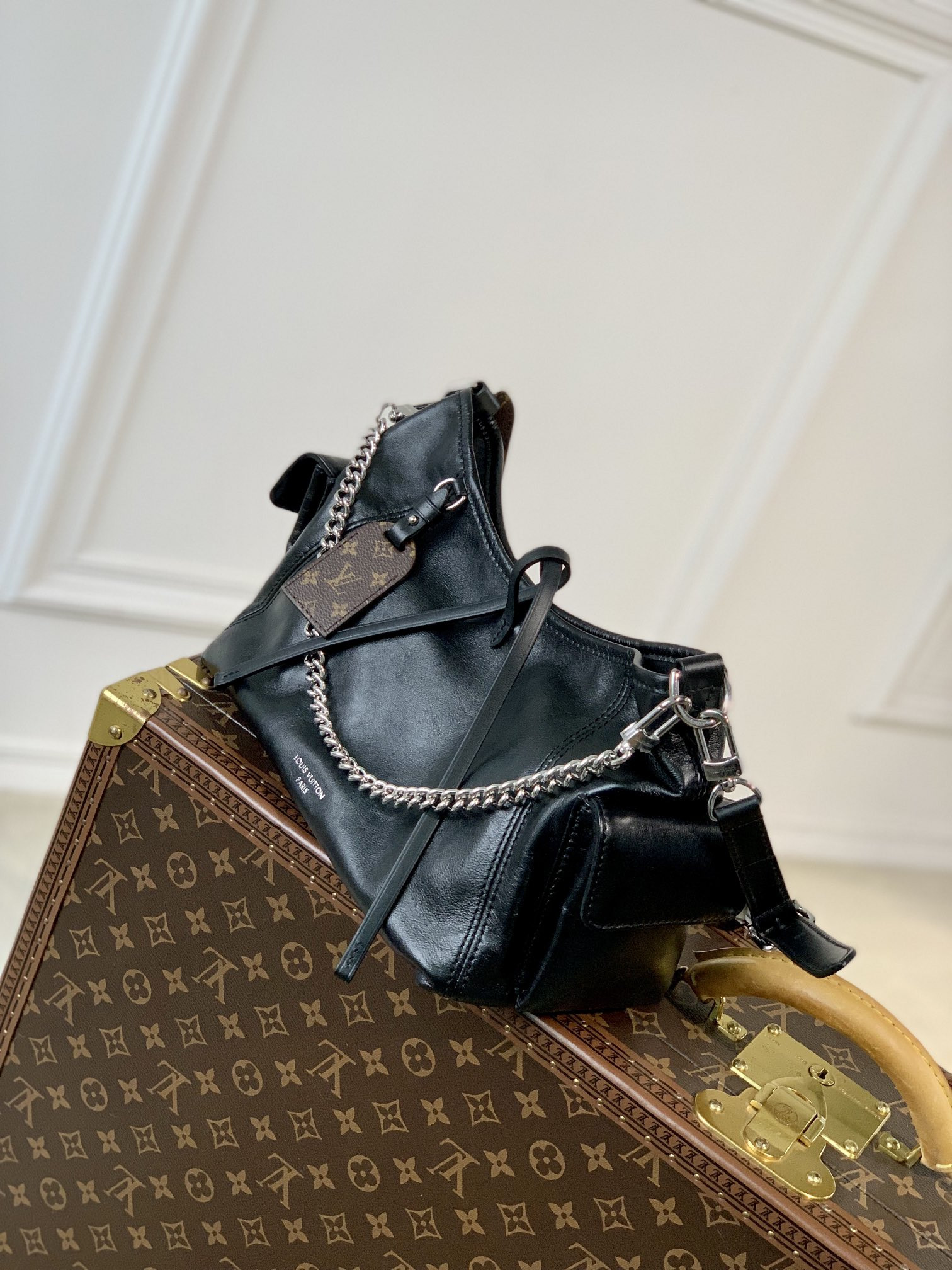LV M24861 CarryAll Cargo PM 13.2 x 9.1 x 5.9 inches