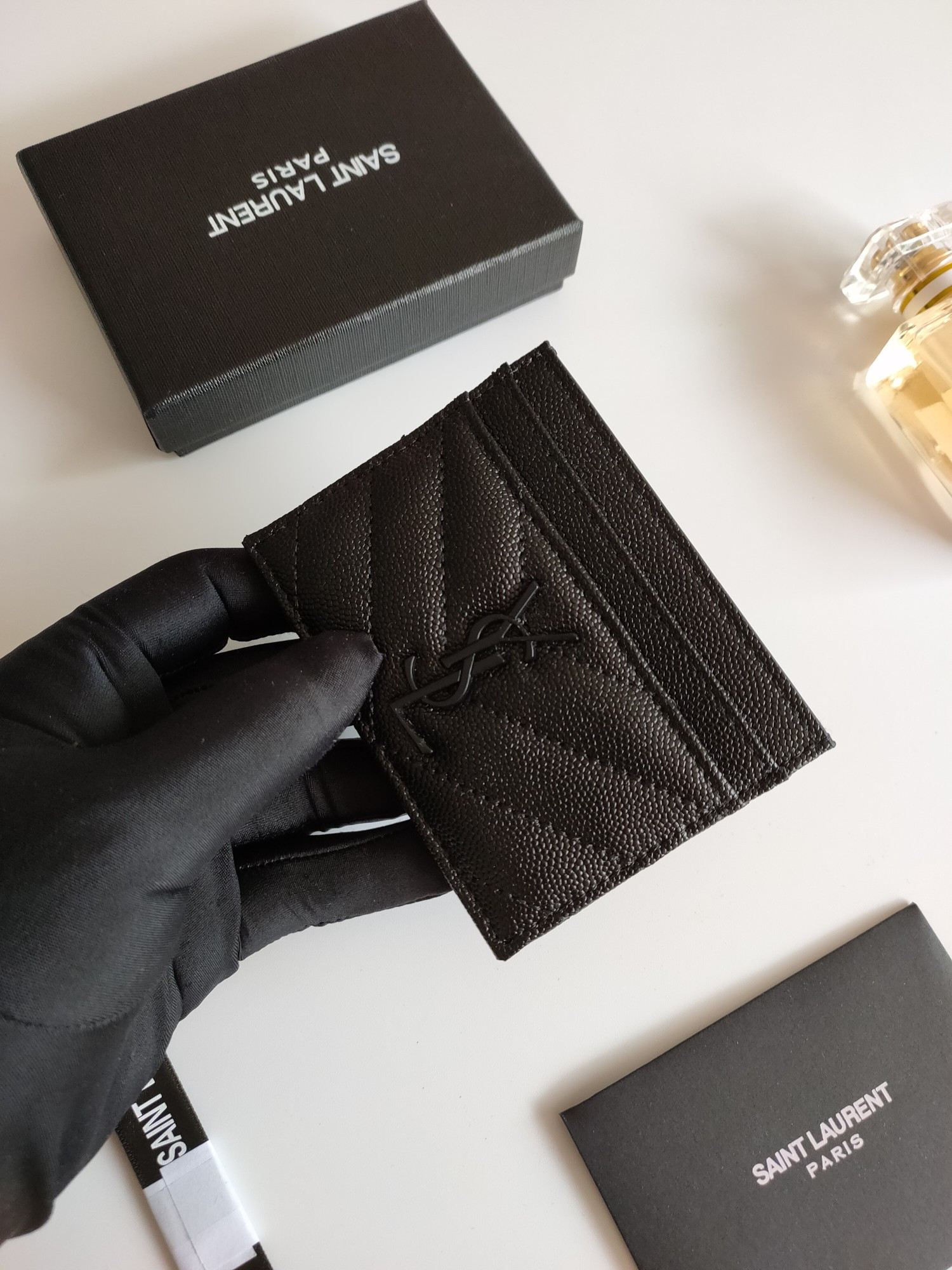 Y*L card holder 10.5×7.5×0.5cm