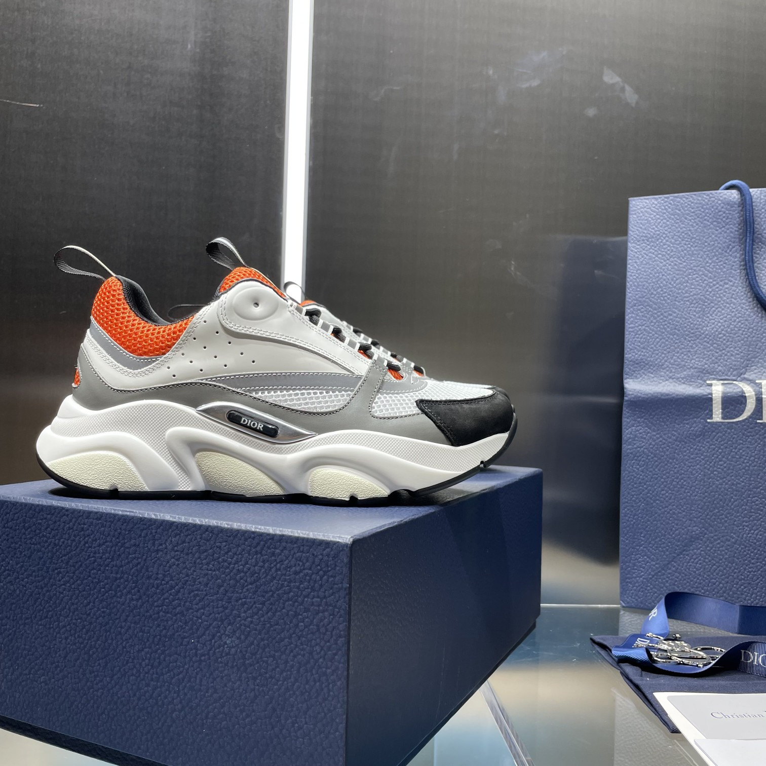 ua D*or b22 sneaker