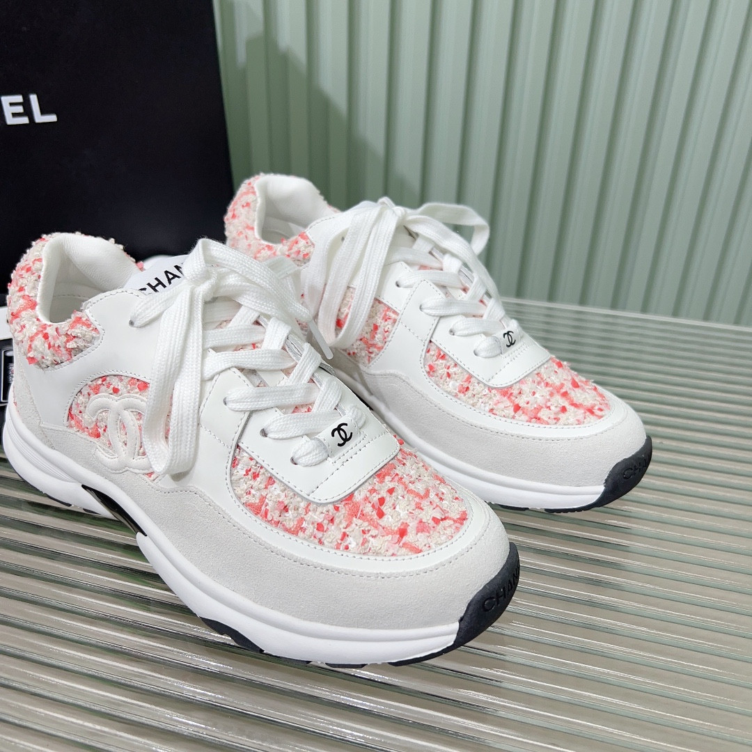 ua Ch*el sneakers tweed