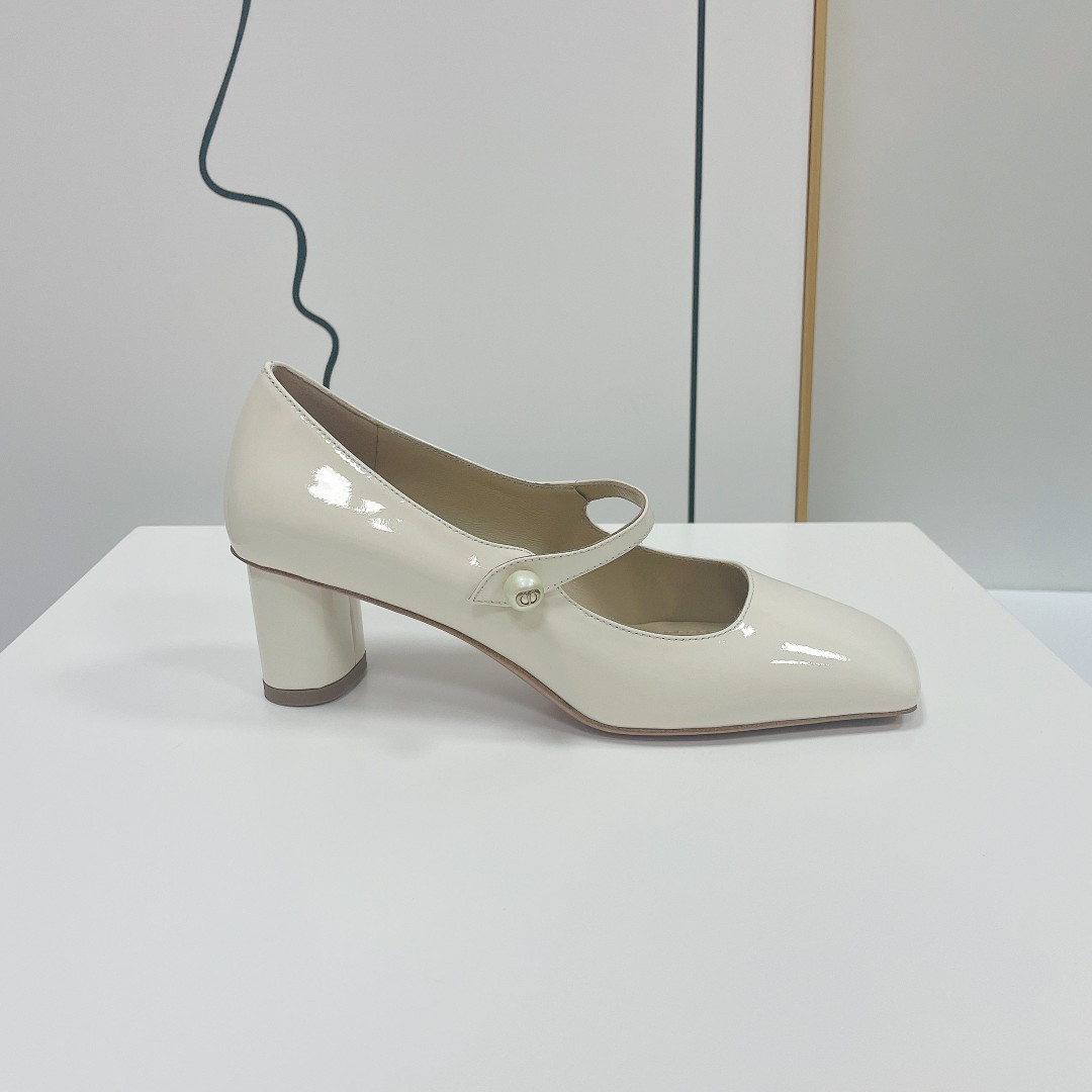 ua jolie D*or pump