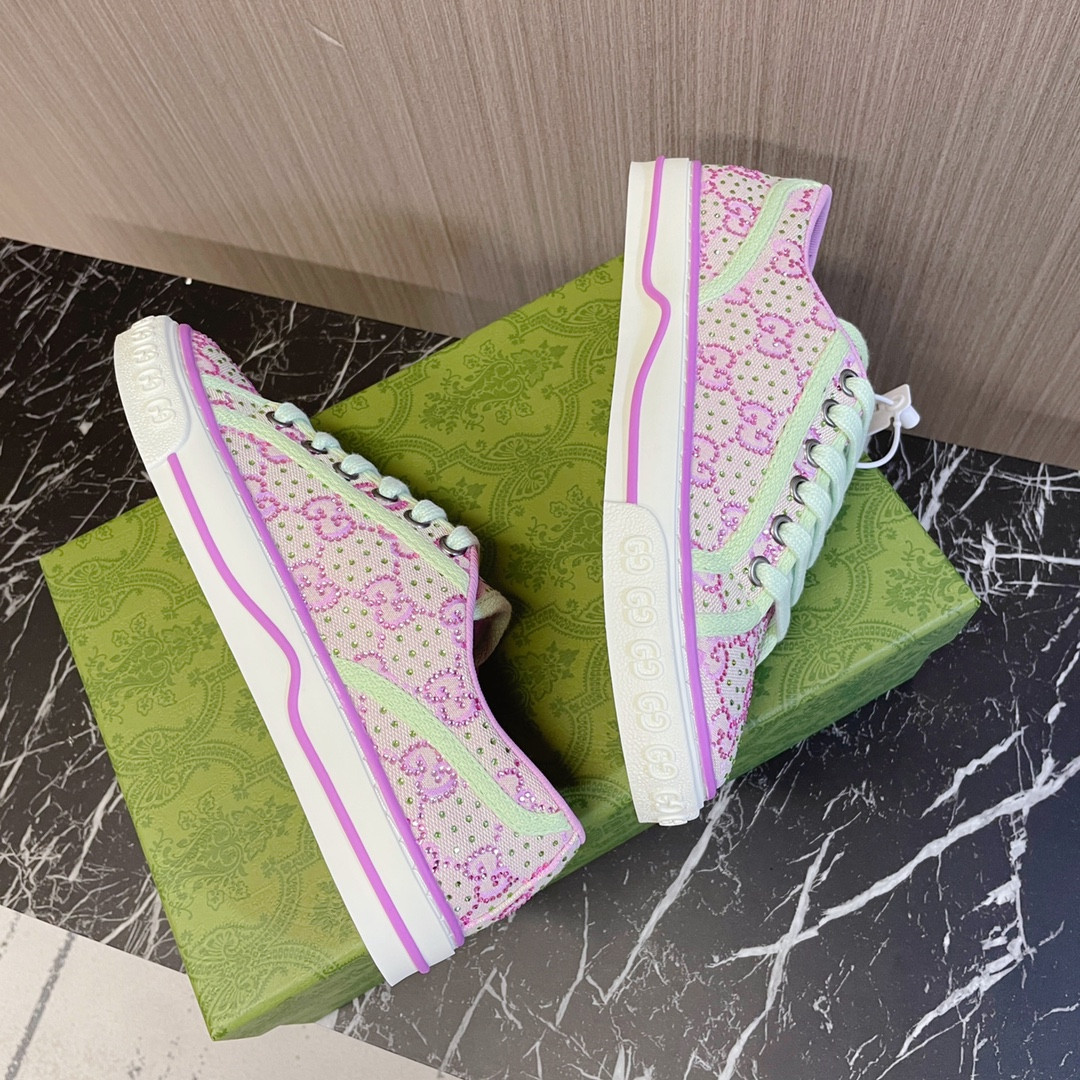 ua G*u*i tennis 1977 sneaker