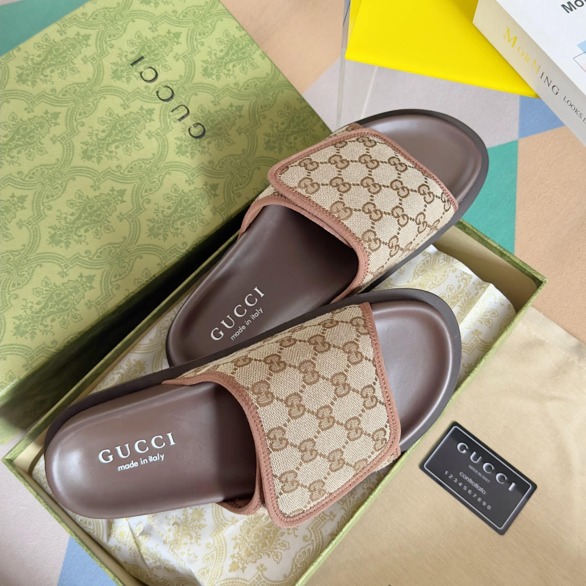 ua G*u*i gg slide sandal