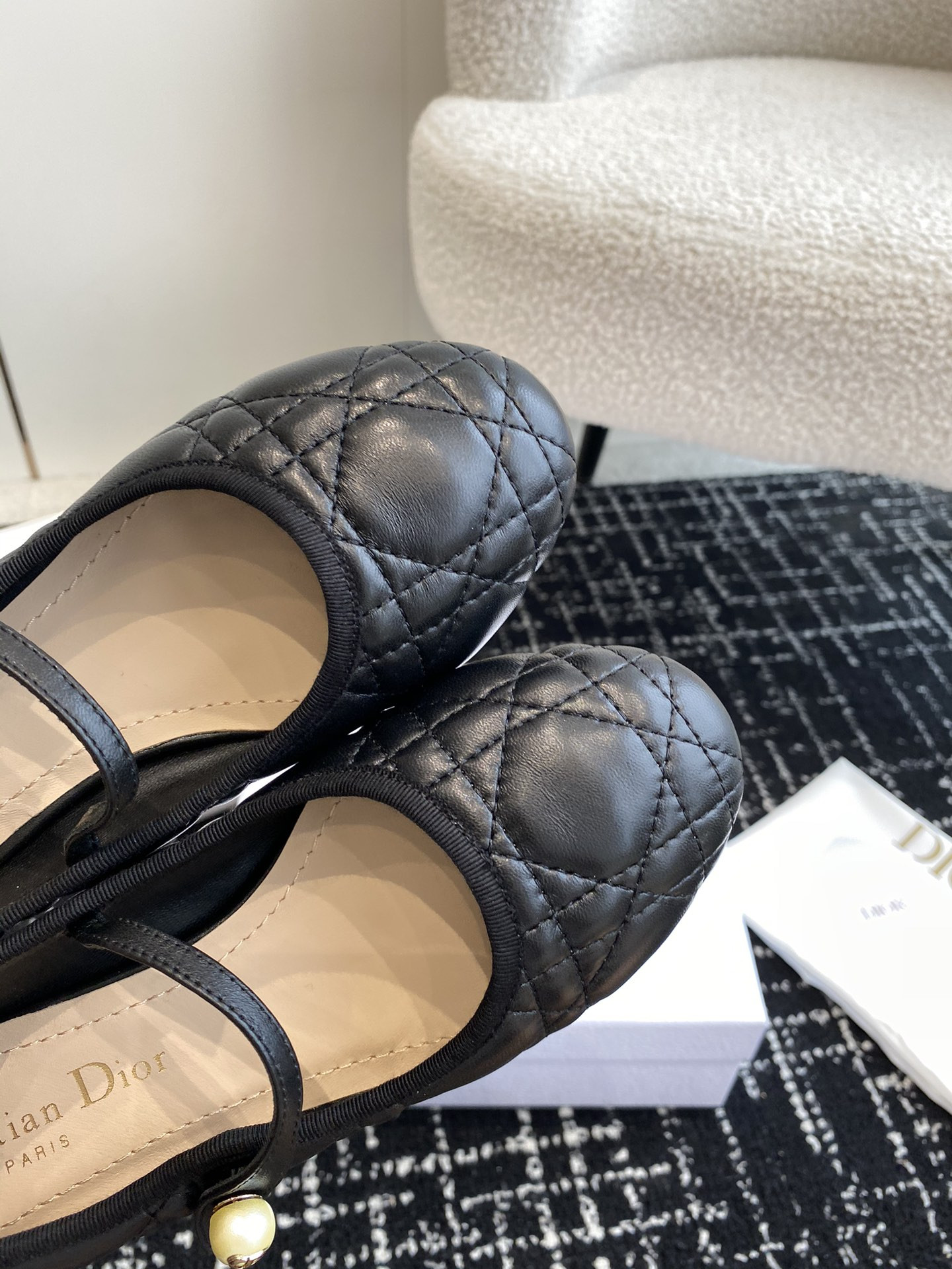 ua D*or ballet pump black