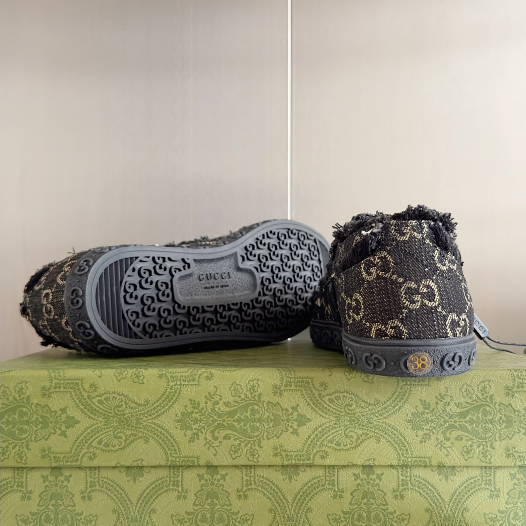 ua G*u*i gg sneaker