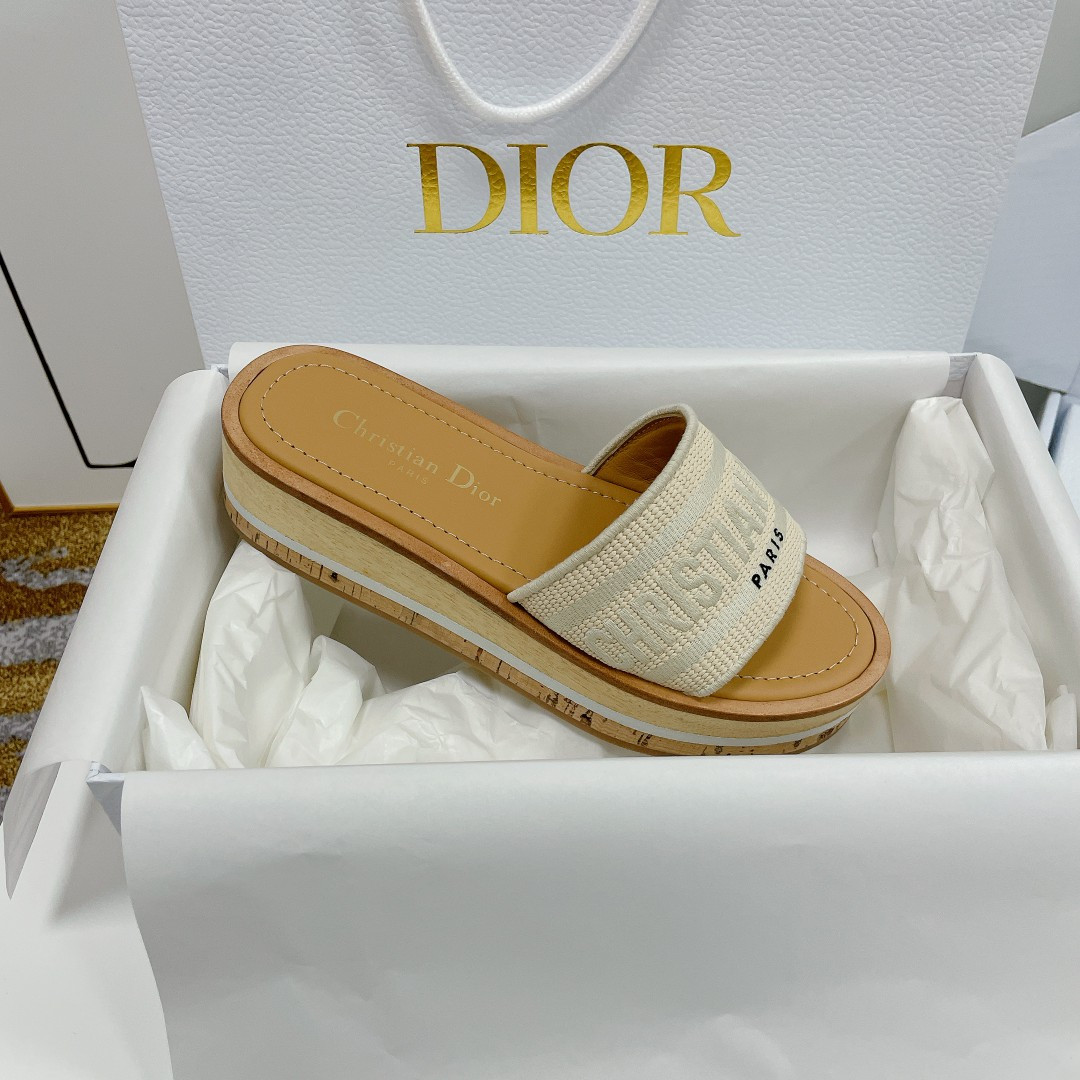 ua D*oriviera dway platform slide white embroidered cotton