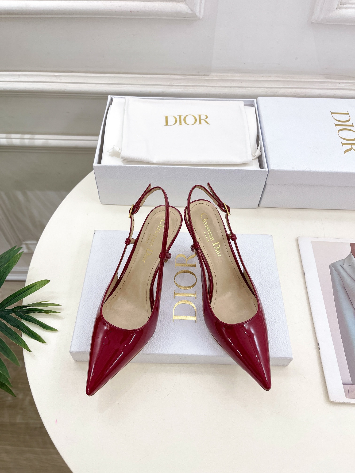 ua D*or tribales slingback pump