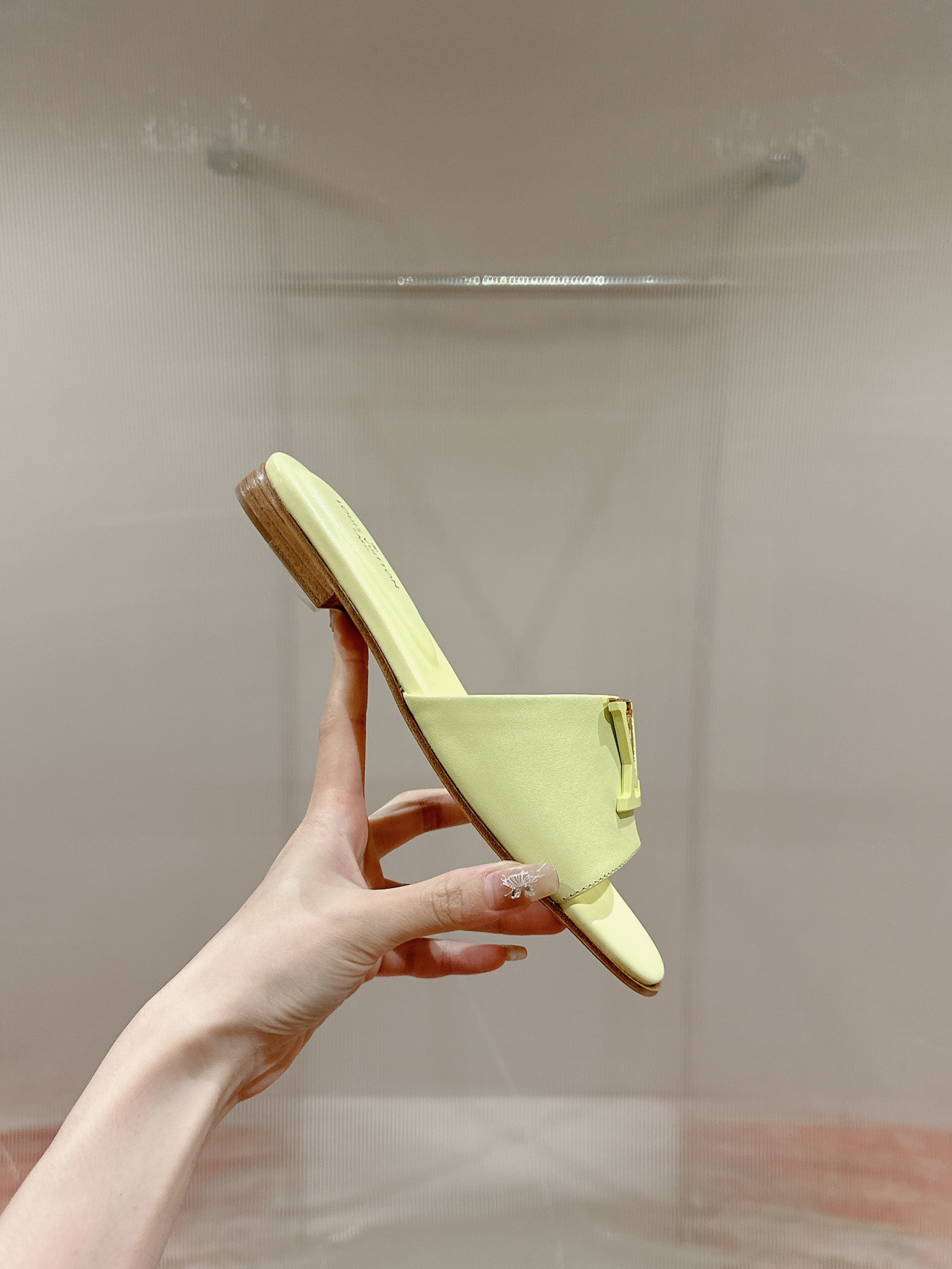 UA LV Capri Flat Mule