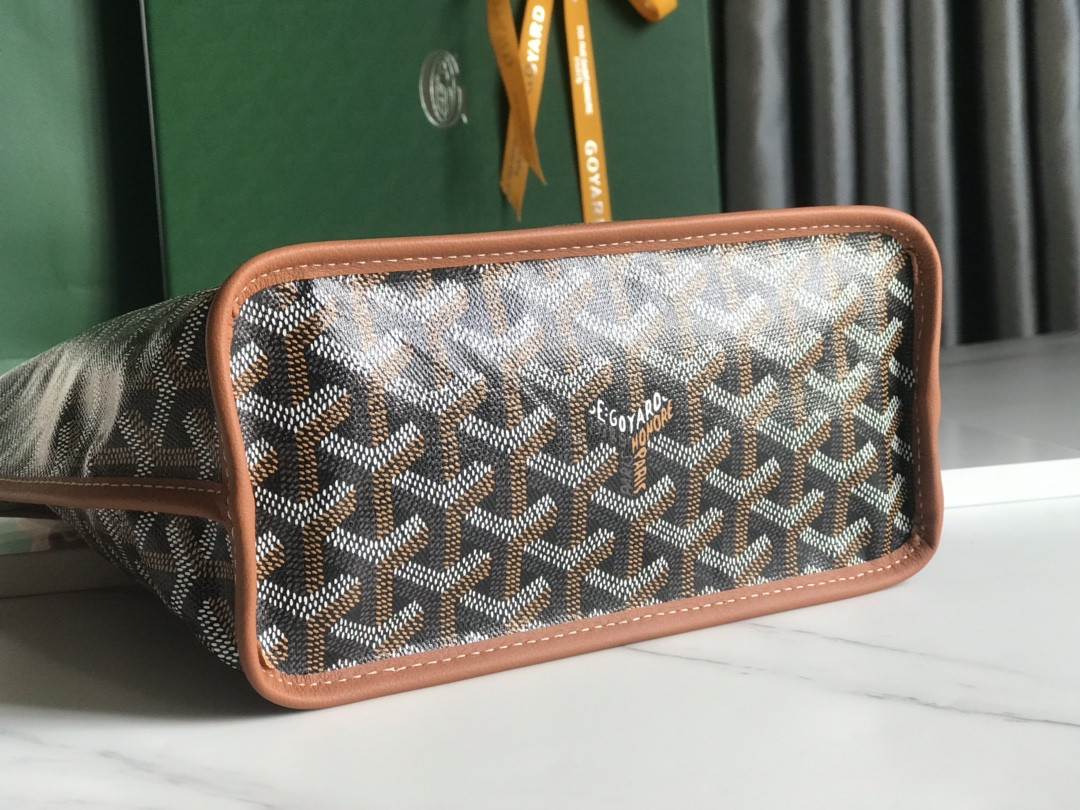 Go*ard anjou mini bag 20 cm x 10 cm x 20 cm