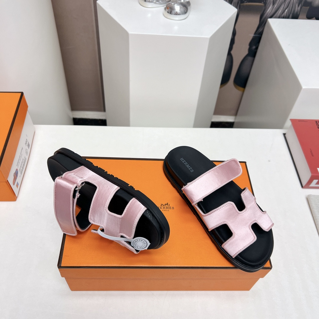 ua H**me5 chypre sandal