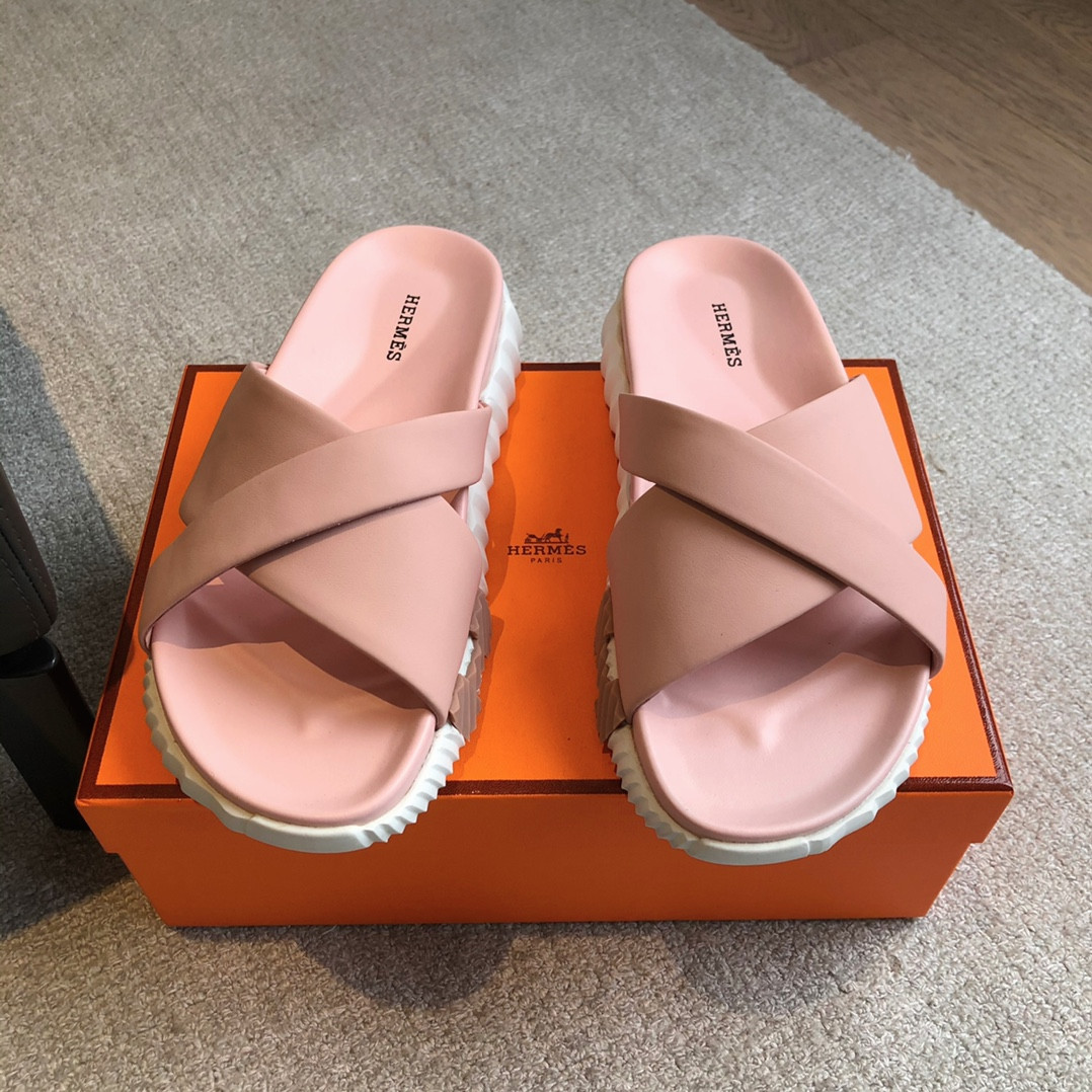 ua H**me5 infra sandal