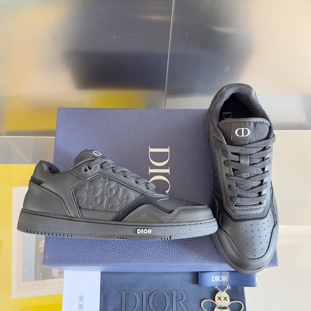 ua D*or b27 sneaker