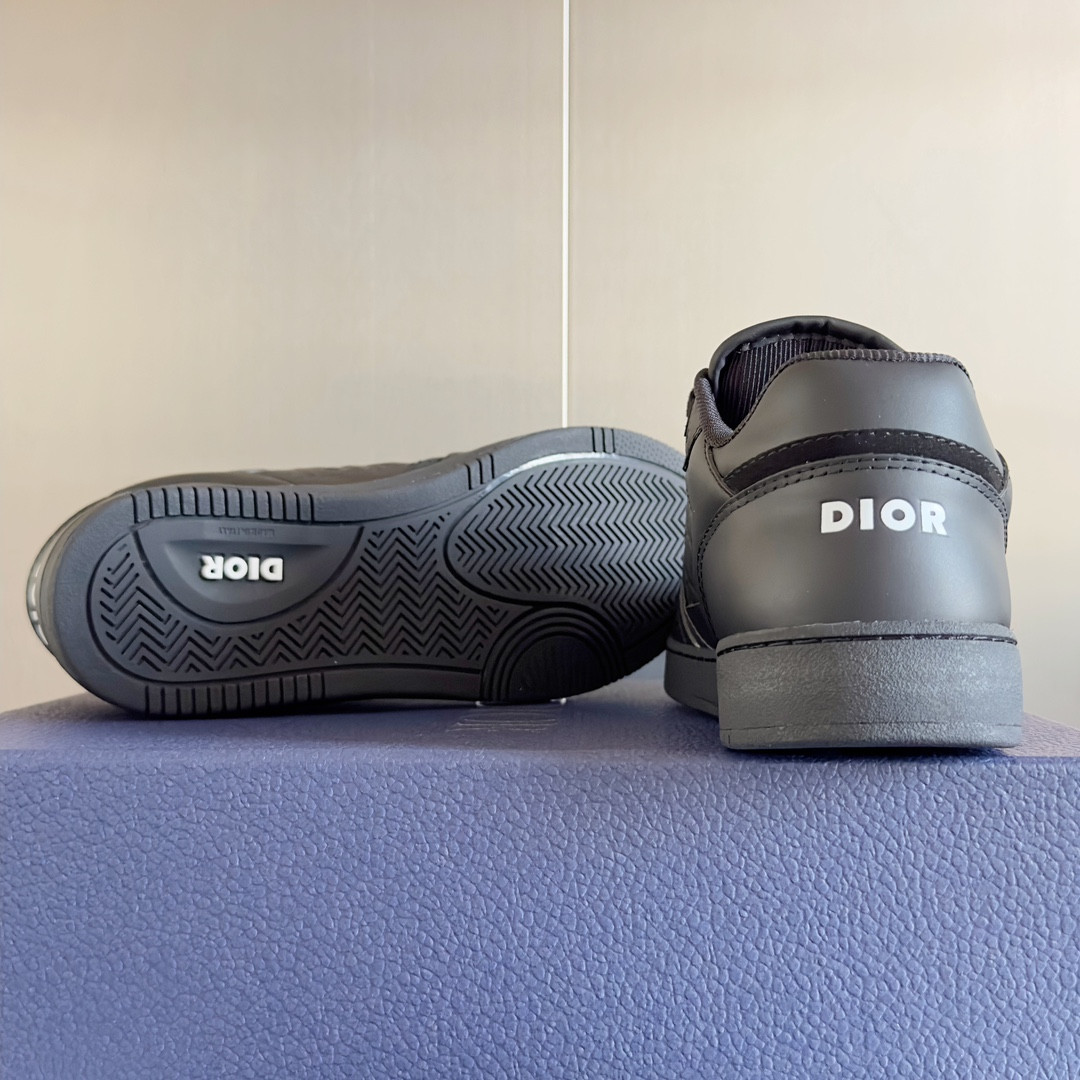 ua D*or b27 sneaker