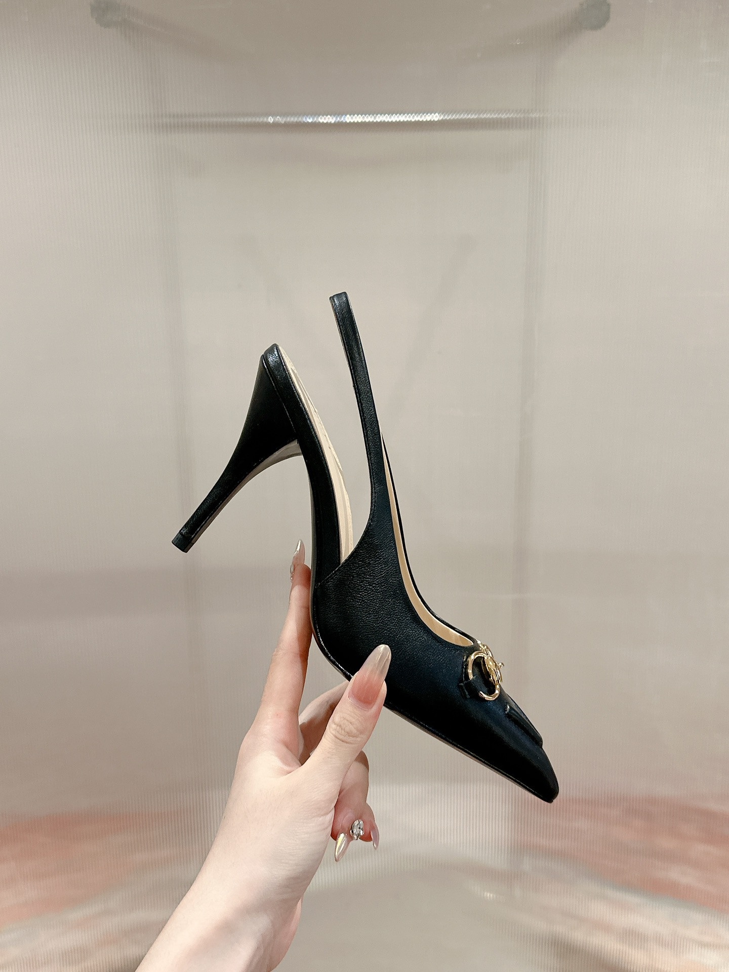 ua G*u*i horsebit slingback pump high heel