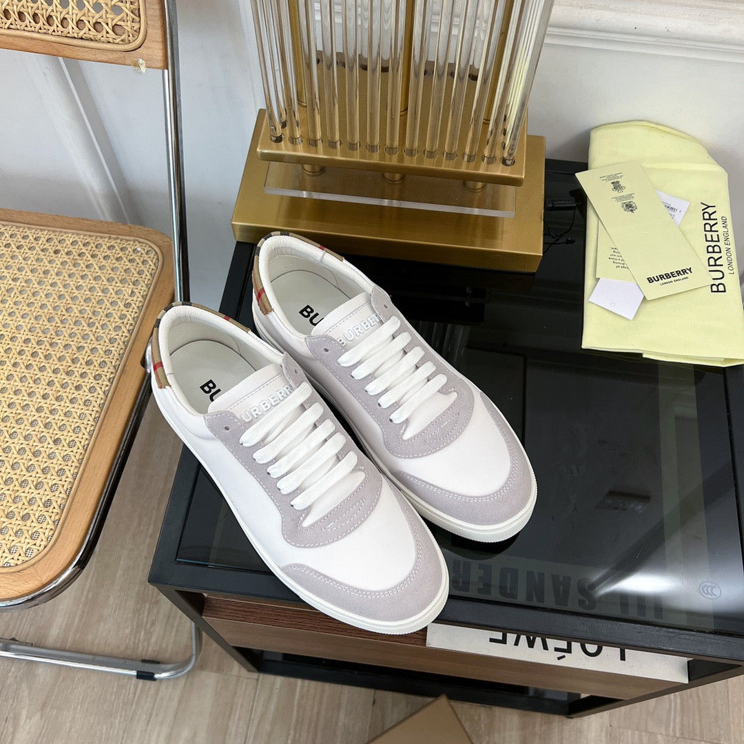ua B**rry sneakers