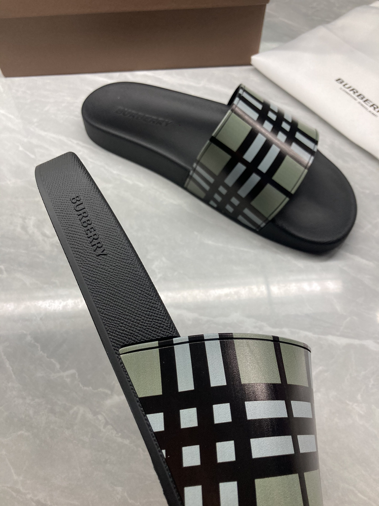 B**rry check slides
