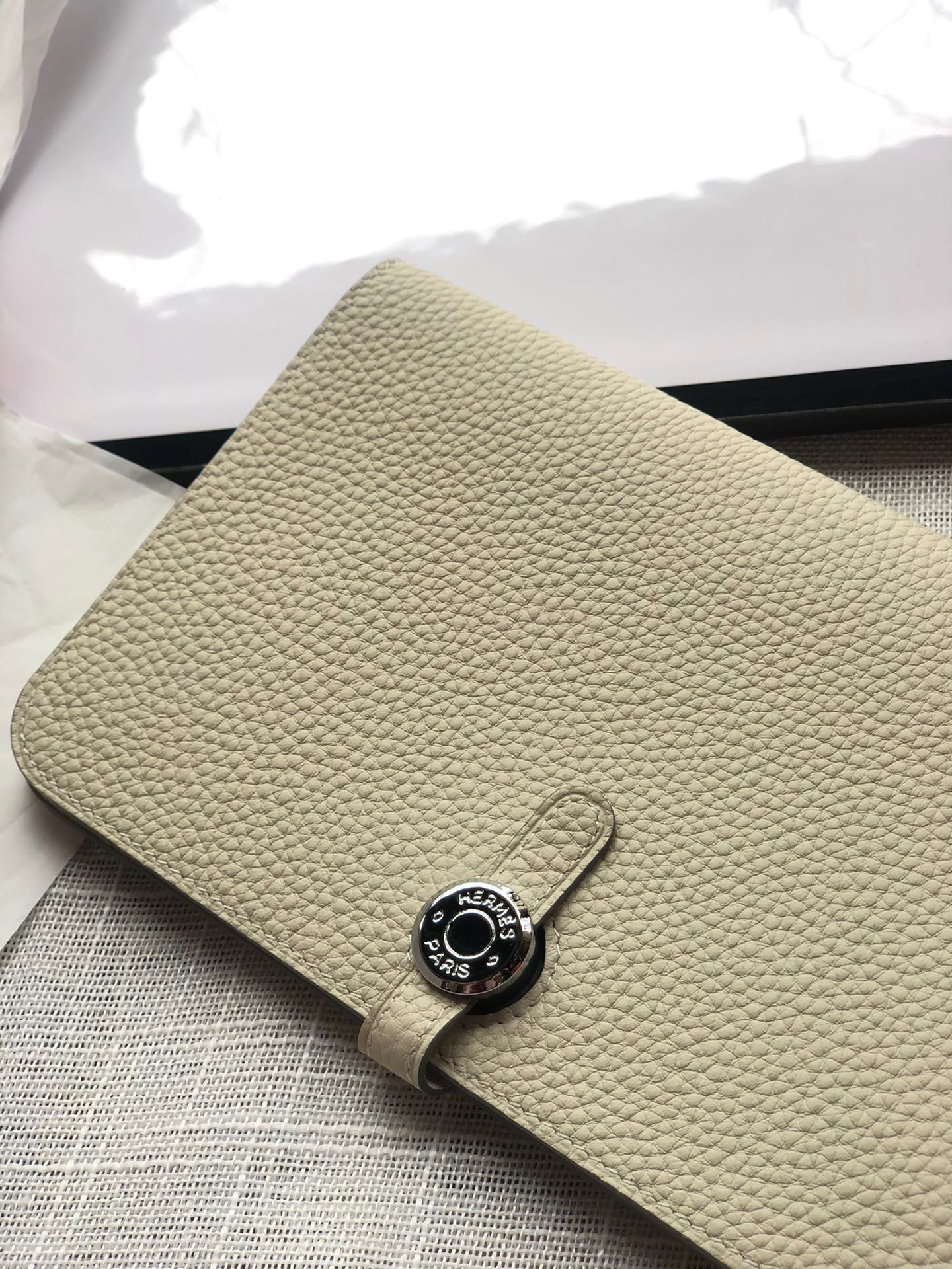 H**me5 dogon duo wallet 20.1cm