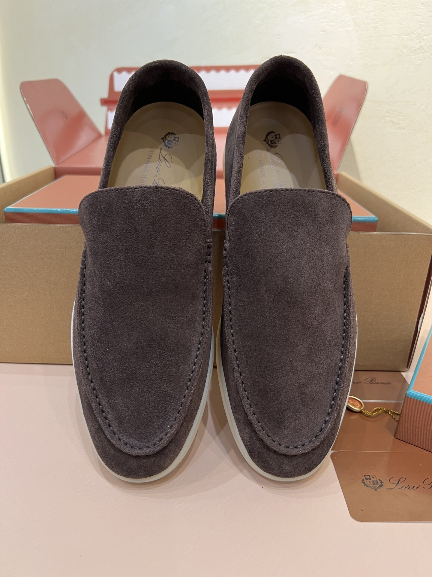 ua L**o p*ana summer walk loafers