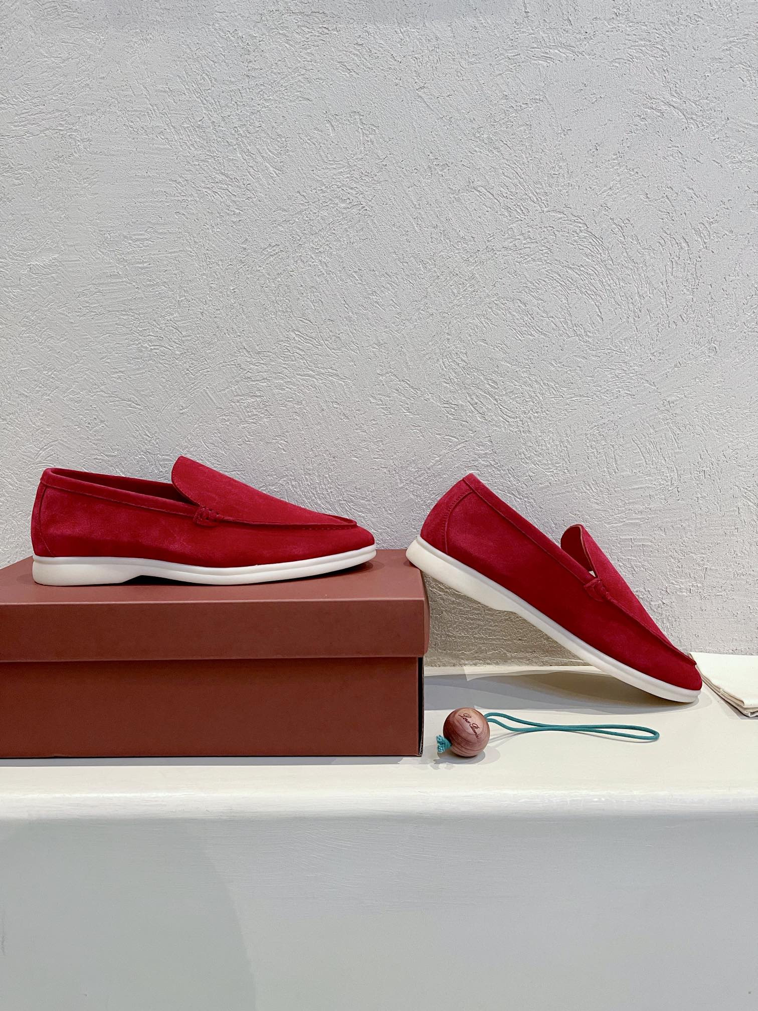 ua L**o p*ana summer walk loafers