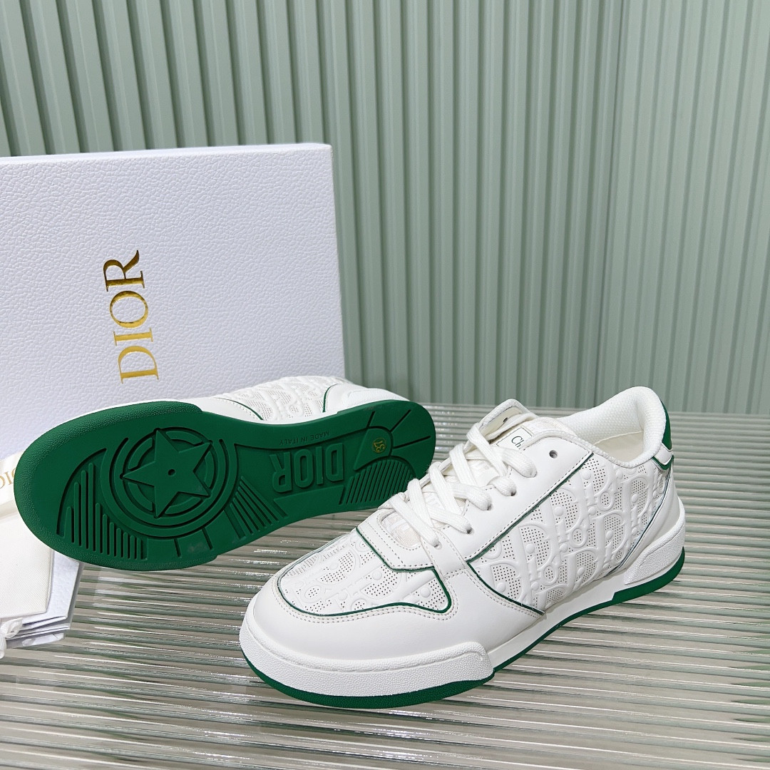 ua D*or one sneaker