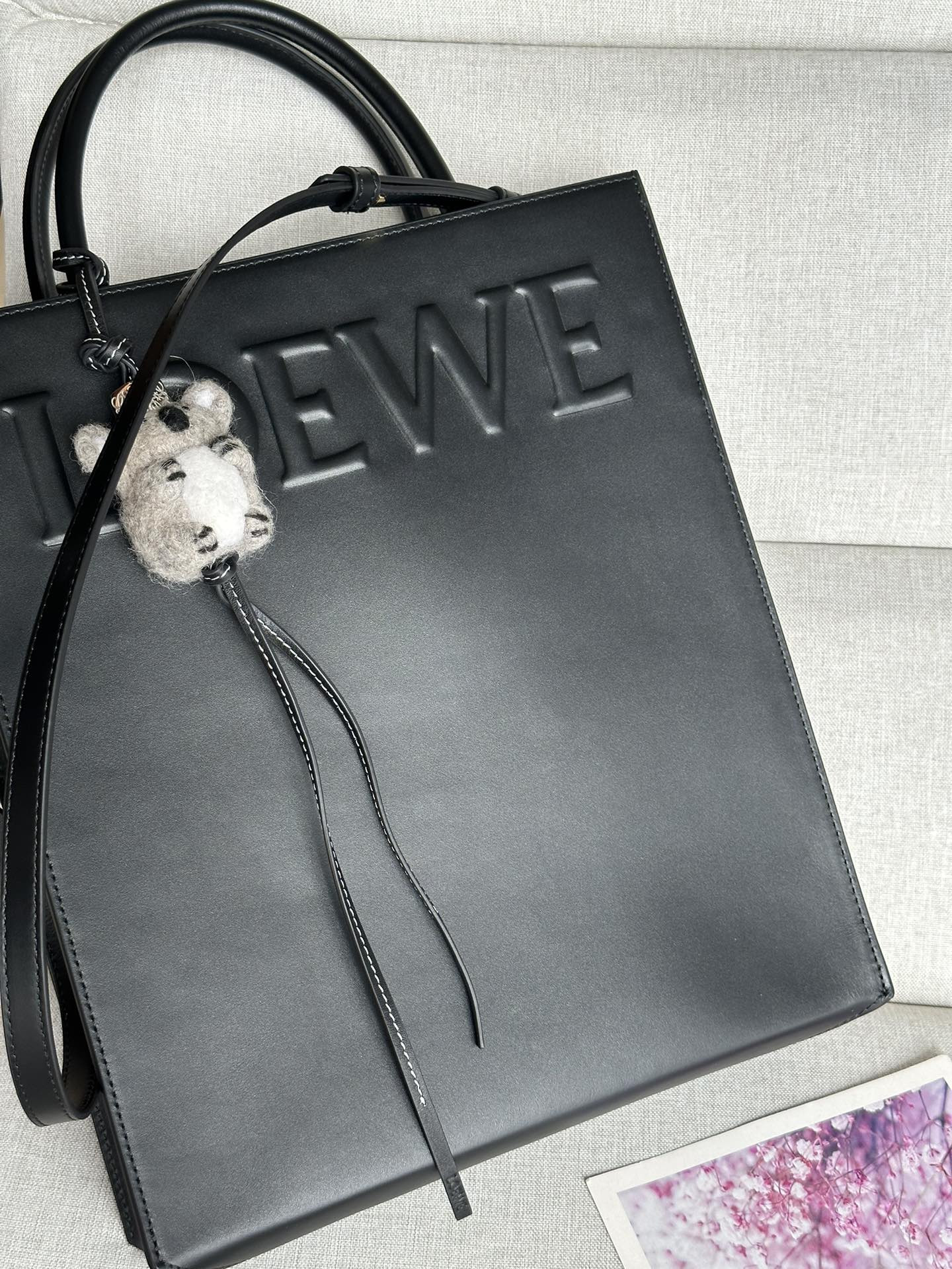 L0ew* standard a4 tote 28x7.5x36cm