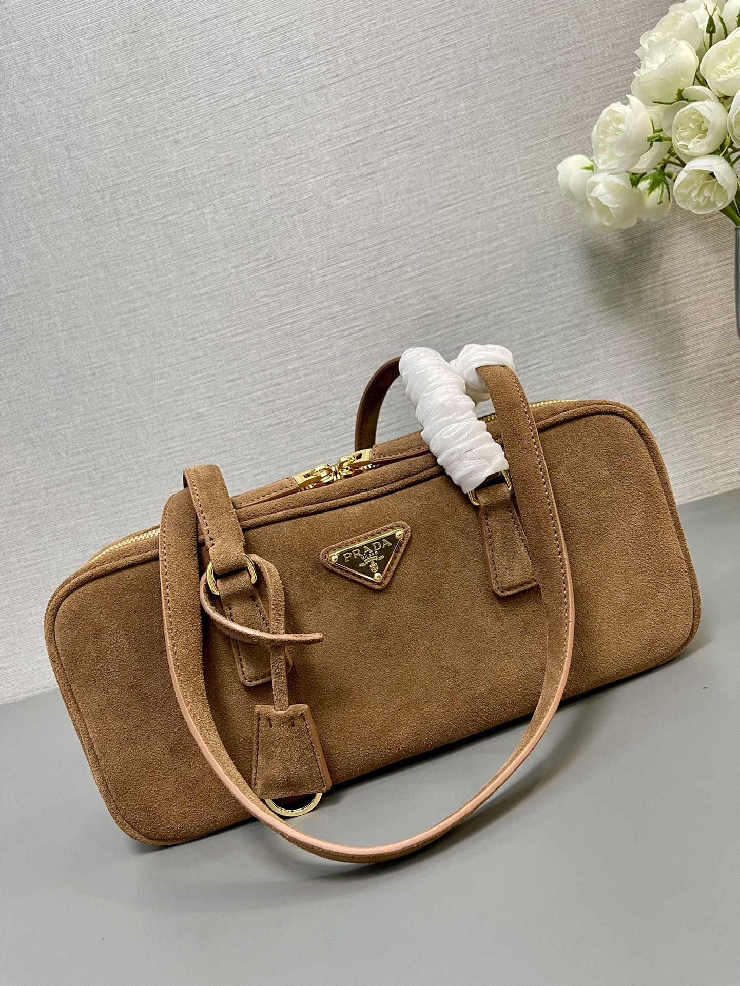 Pra*a re-edition 1978 handle bag 30x14x8.5cm