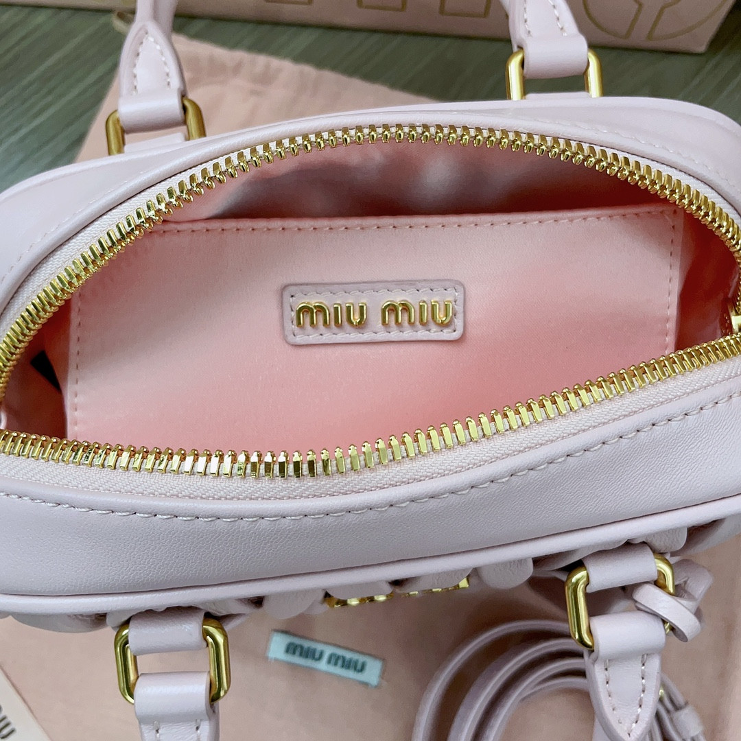 Miu Miu Arcadie matelassé nappa leather bag 13x19x6cm