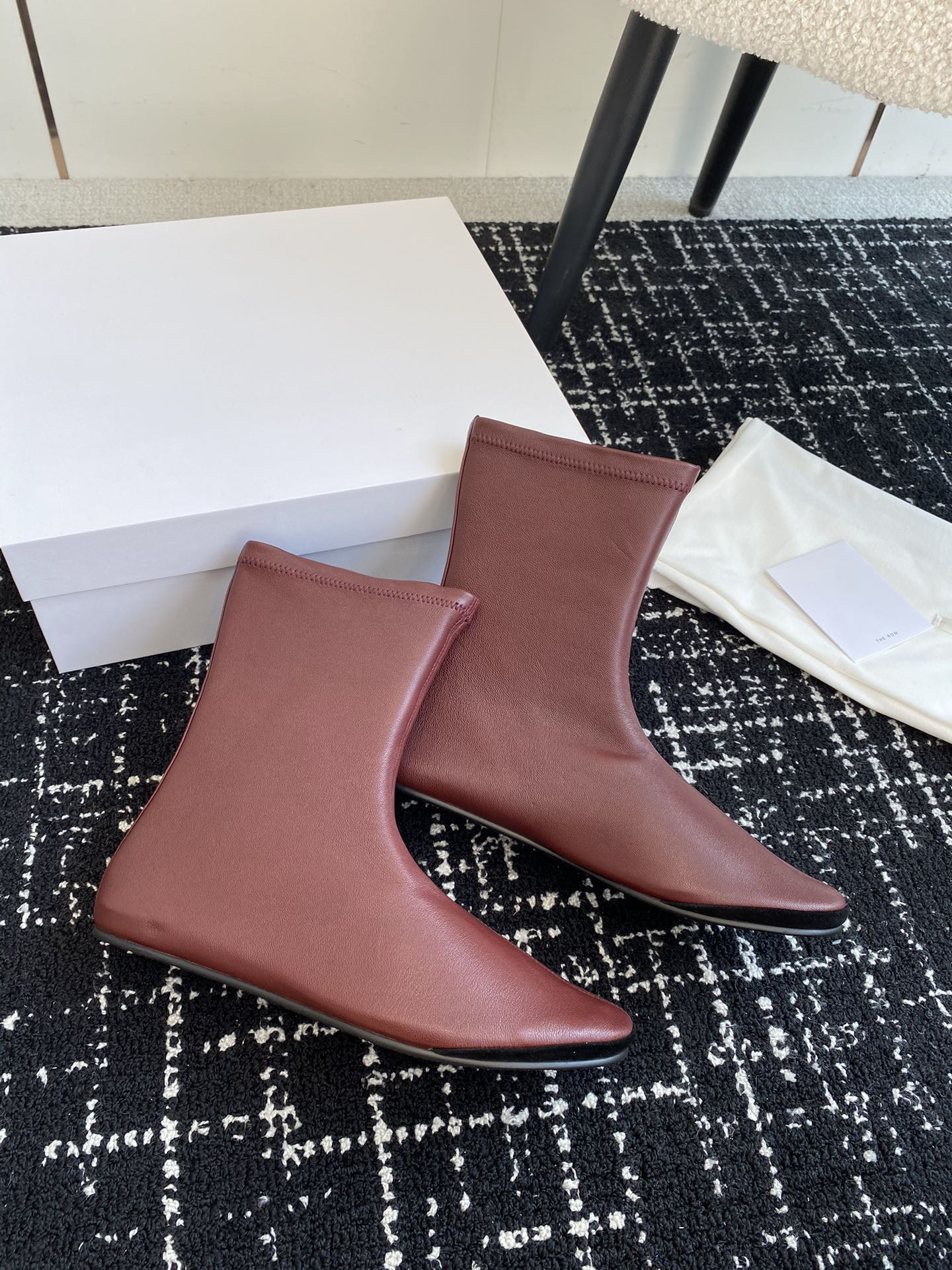 ua T*e R0w boot