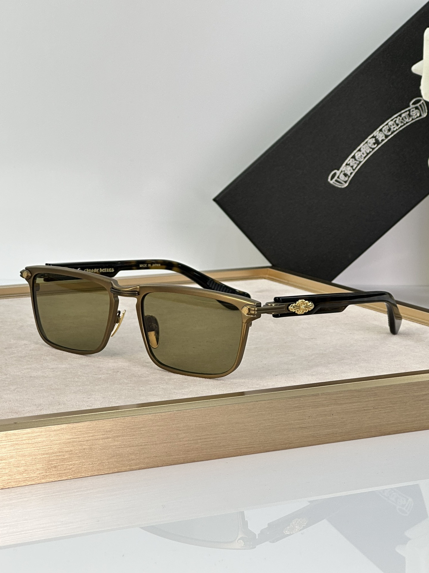 Ch**me He**ts glasses ss24 56-18-146