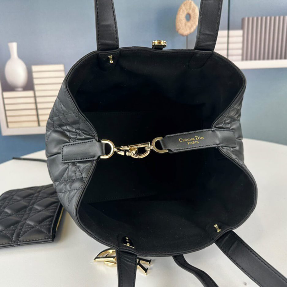 medium D*or toujours bag