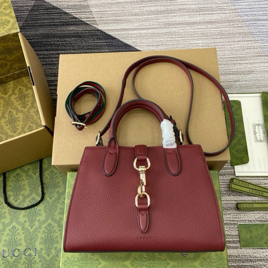 G*u*i small tote bag with hook closure
